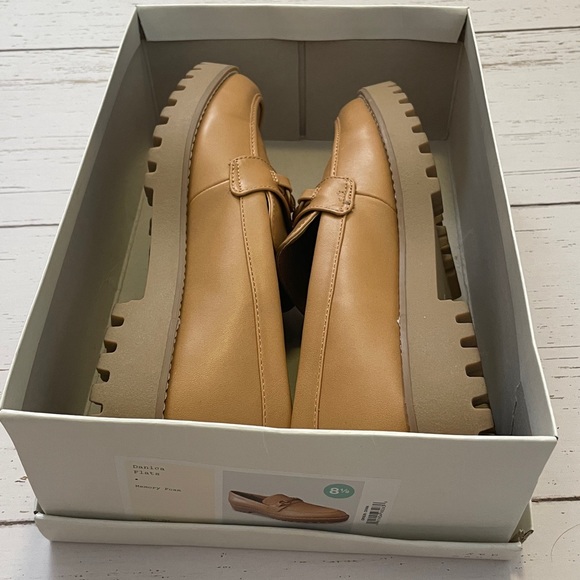 A New Day Danica Tan Loafers with Gold Buckle Accent, size 8.5 - Picture 11 of 12